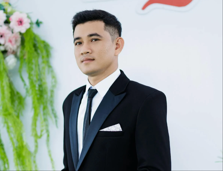 Marcus from Singapore